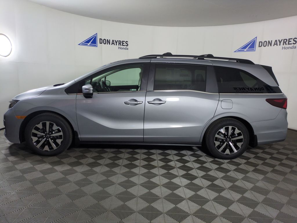 2026 Honda Odyssey EX-L photo 2