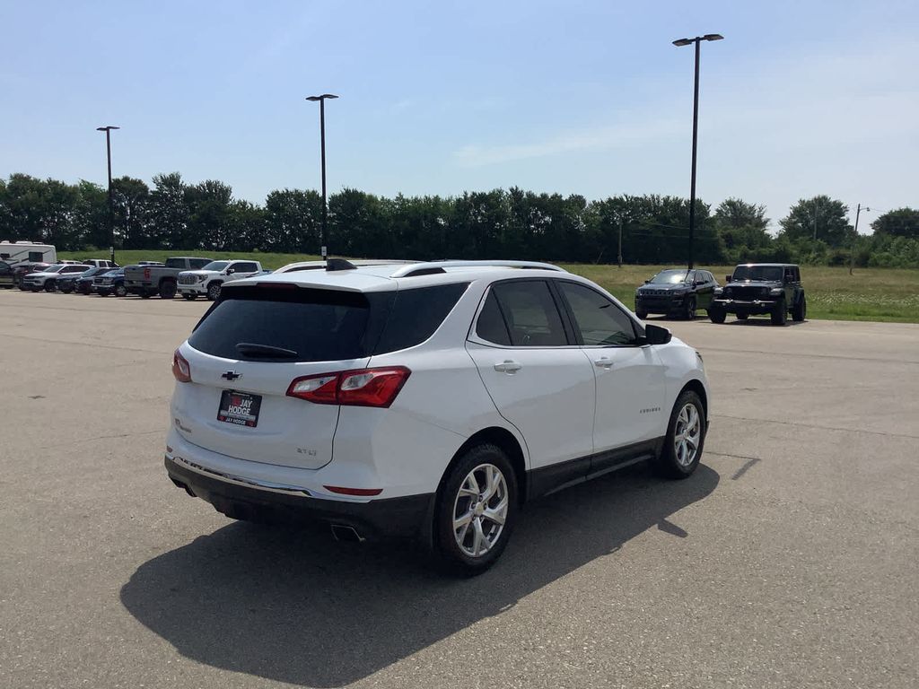 2020 Chevrolet Equinox LT photo 7