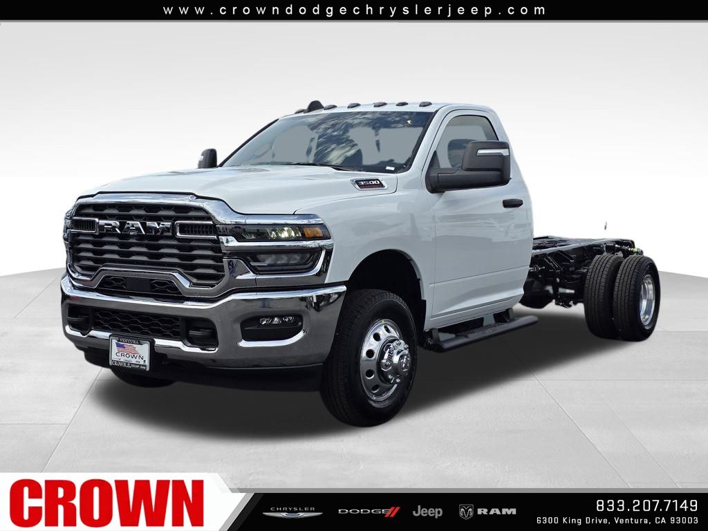 2026 Ram 3500 Tradesman photo 2