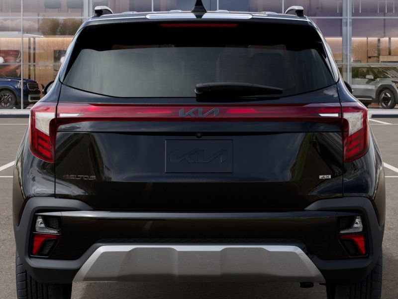 2025 Kia Seltos SX photo 12