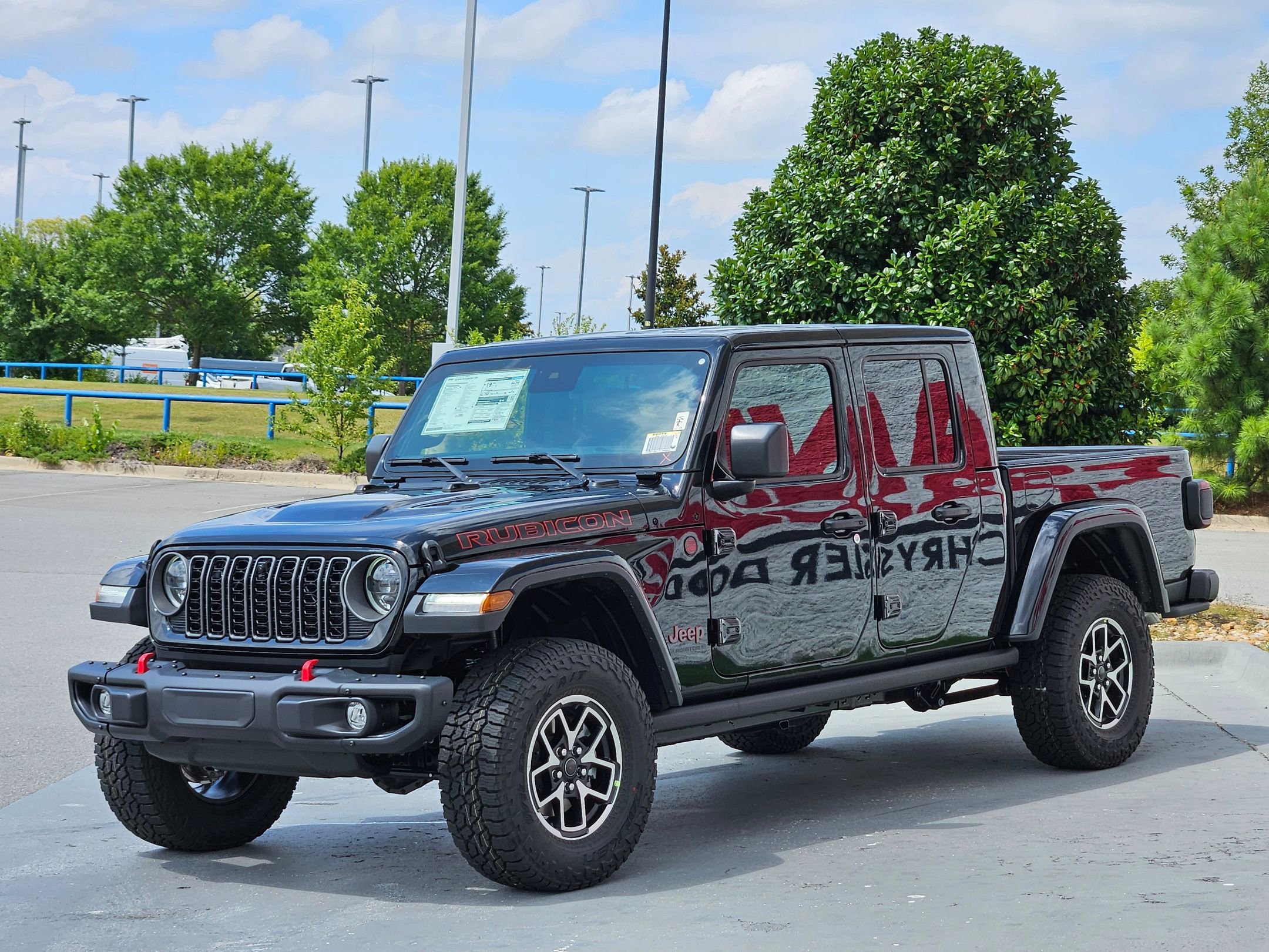 2025 Jeep Gladiator Rubicon photo 2