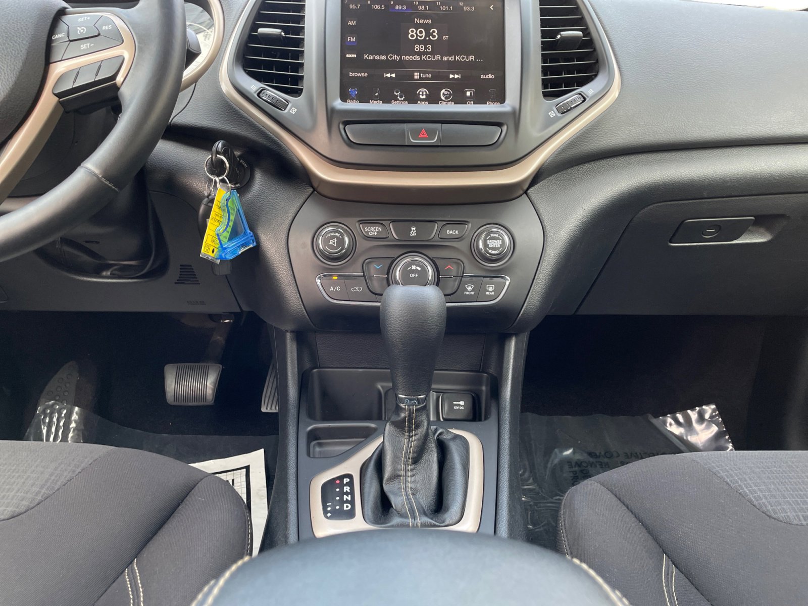 2016 Jeep Cherokee Latitude photo 15