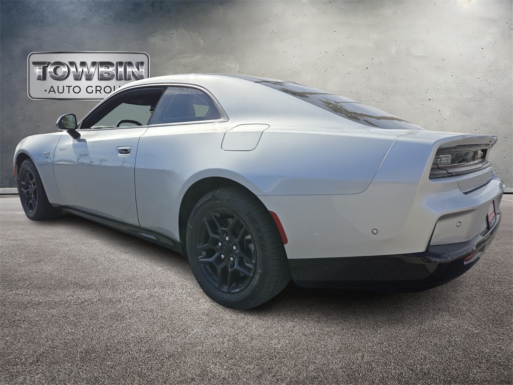 2025 Dodge Charger R/T photo 4