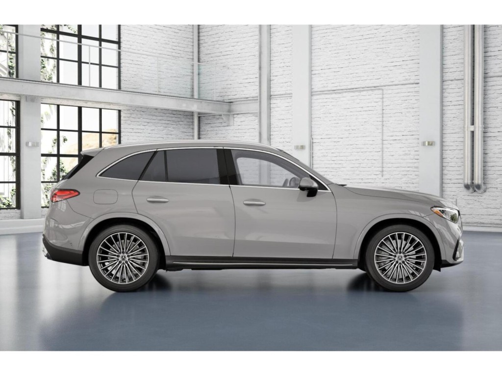2026 Mercedes Benz GLC 300 photo 2