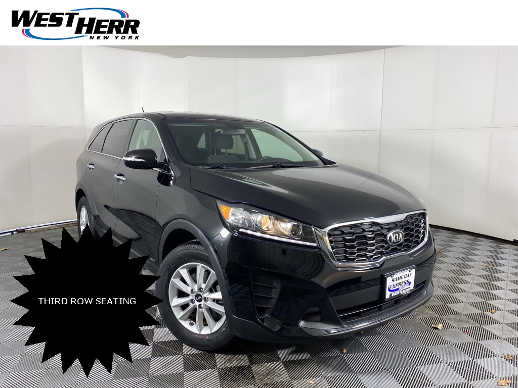 2020 Kia Sorento LX's photo