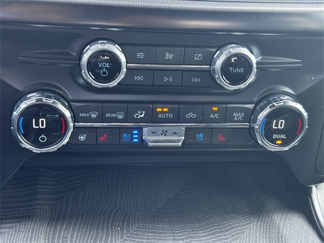 2021 Ford F-150 Platinum photo 34