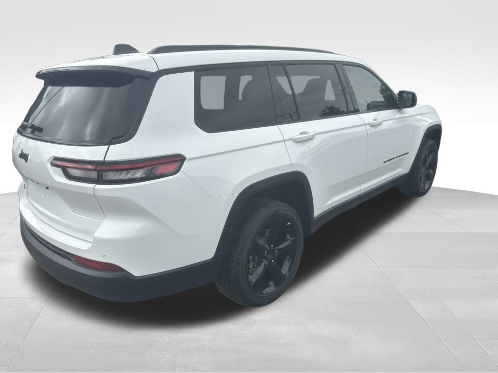 2025 Jeep Grand Cherokee Altitude X photo 15
