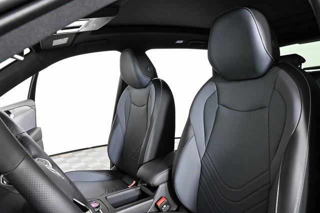 2026 Volkswagen Tiguan SE R-Line Black photo 3