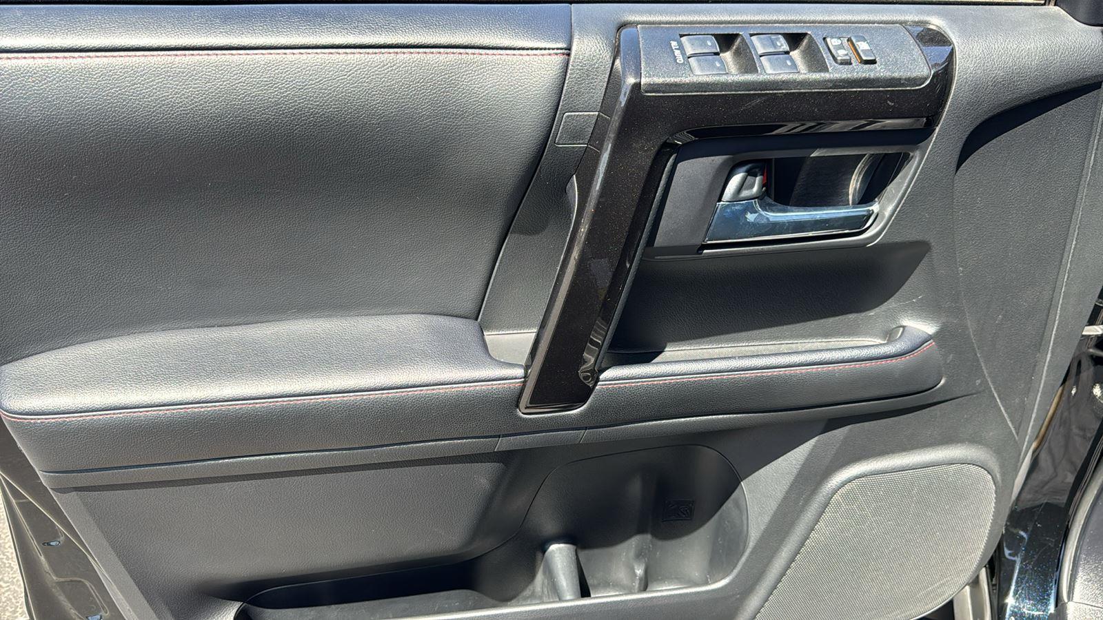 2023 Toyota 4Runner TRD Premium photo 4