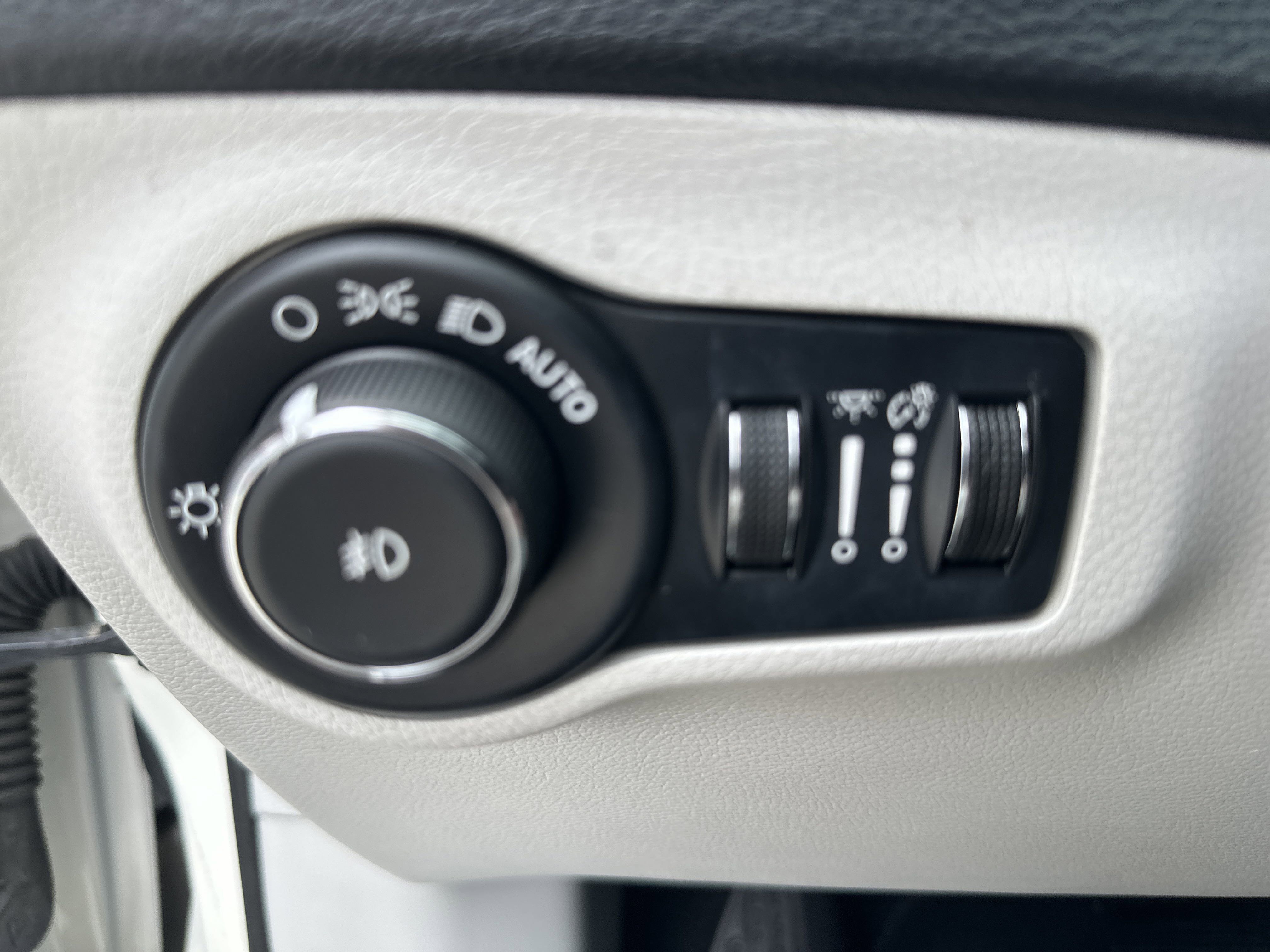2020 Jeep Compass Limited photo 3