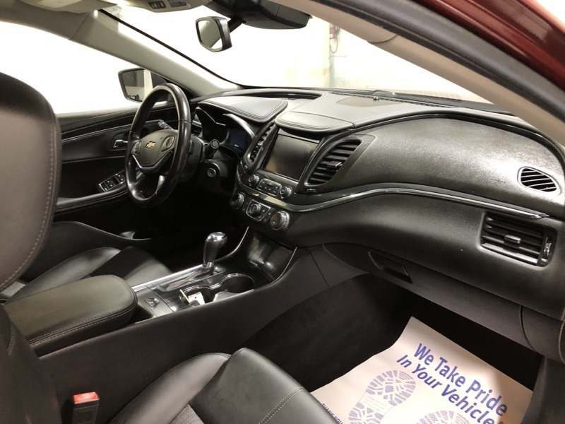 2017 Chevrolet Impala 1LT photo 13