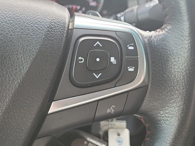 2016 Toyota Camry SE photo 20