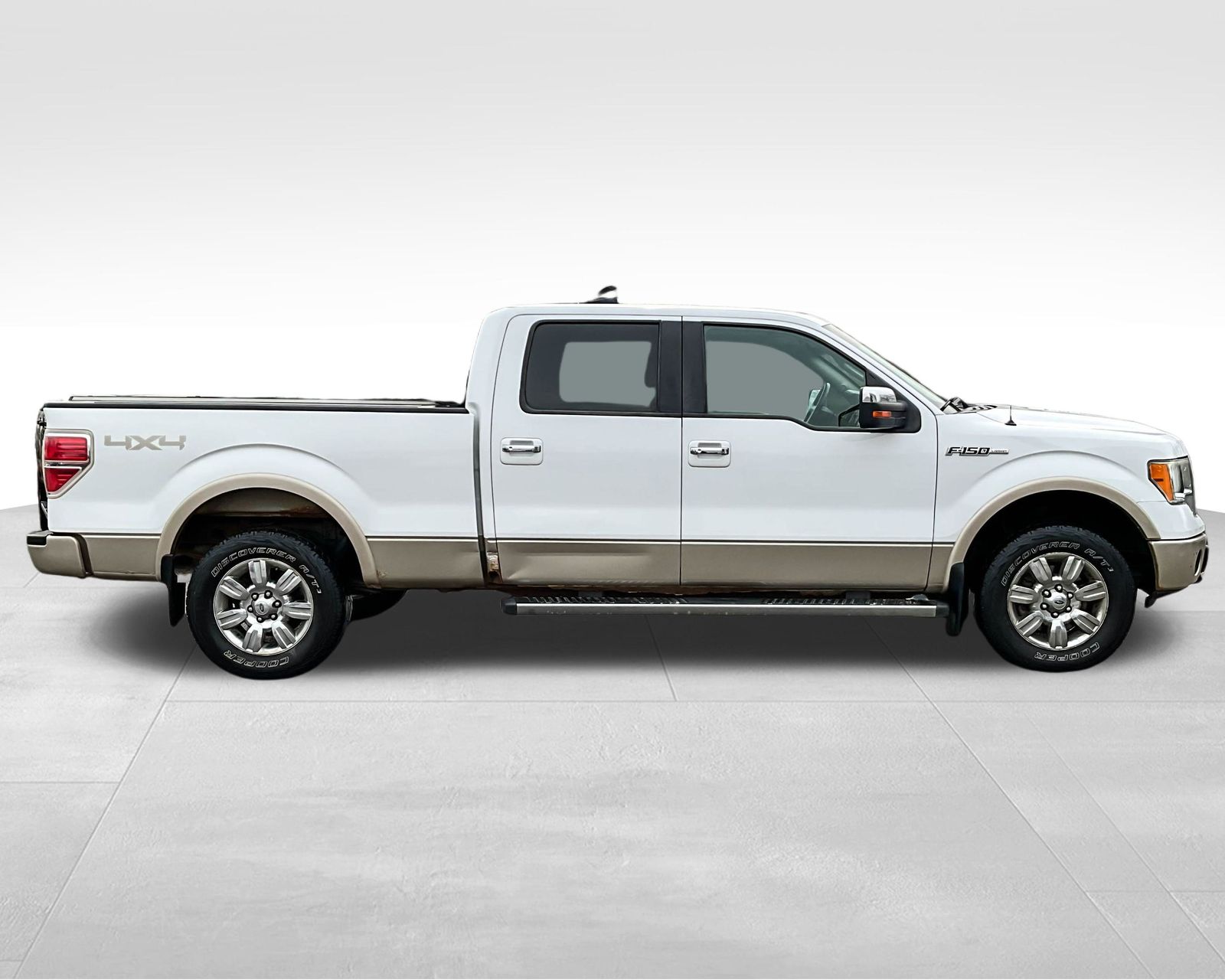2010 Ford F-150 Lariat photo 4
