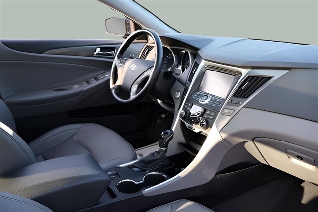 2015 Hyundai Sonata Hybrid Limited photo 7