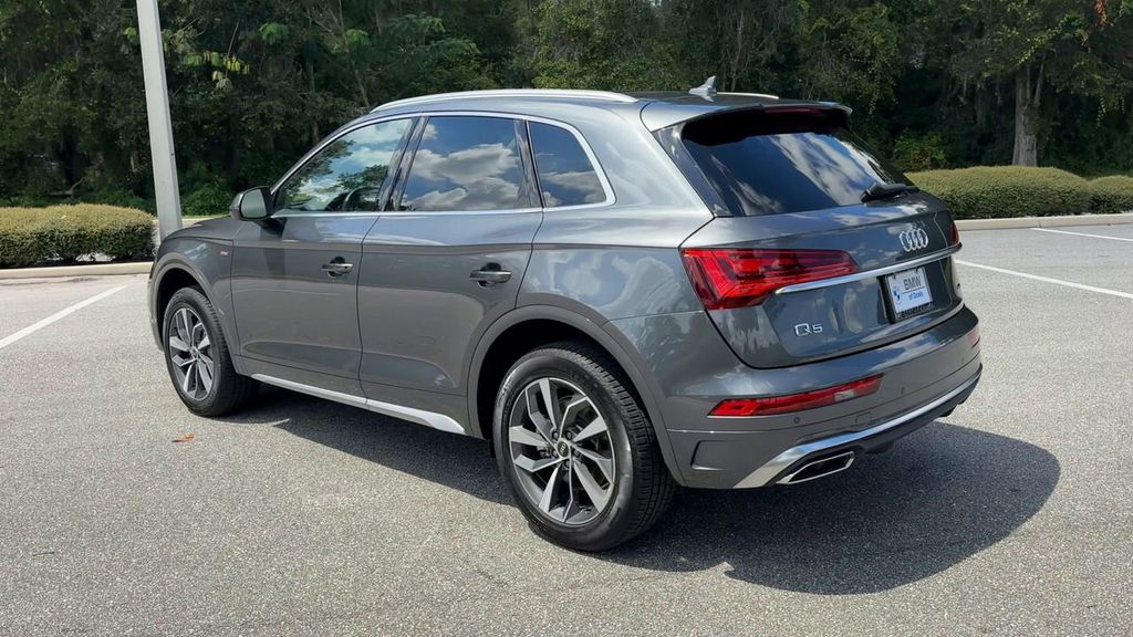 2024 Audi Q5 45 S line Premium photo 5