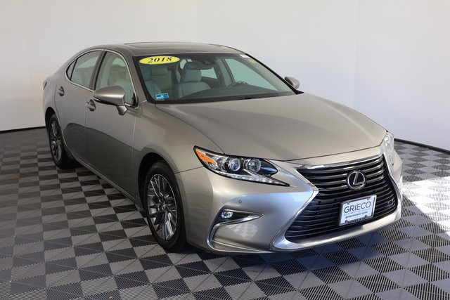 2018 Lexus ES