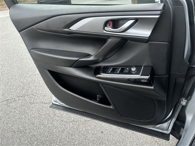2023 Mazda CX-9 Touring photo 12
