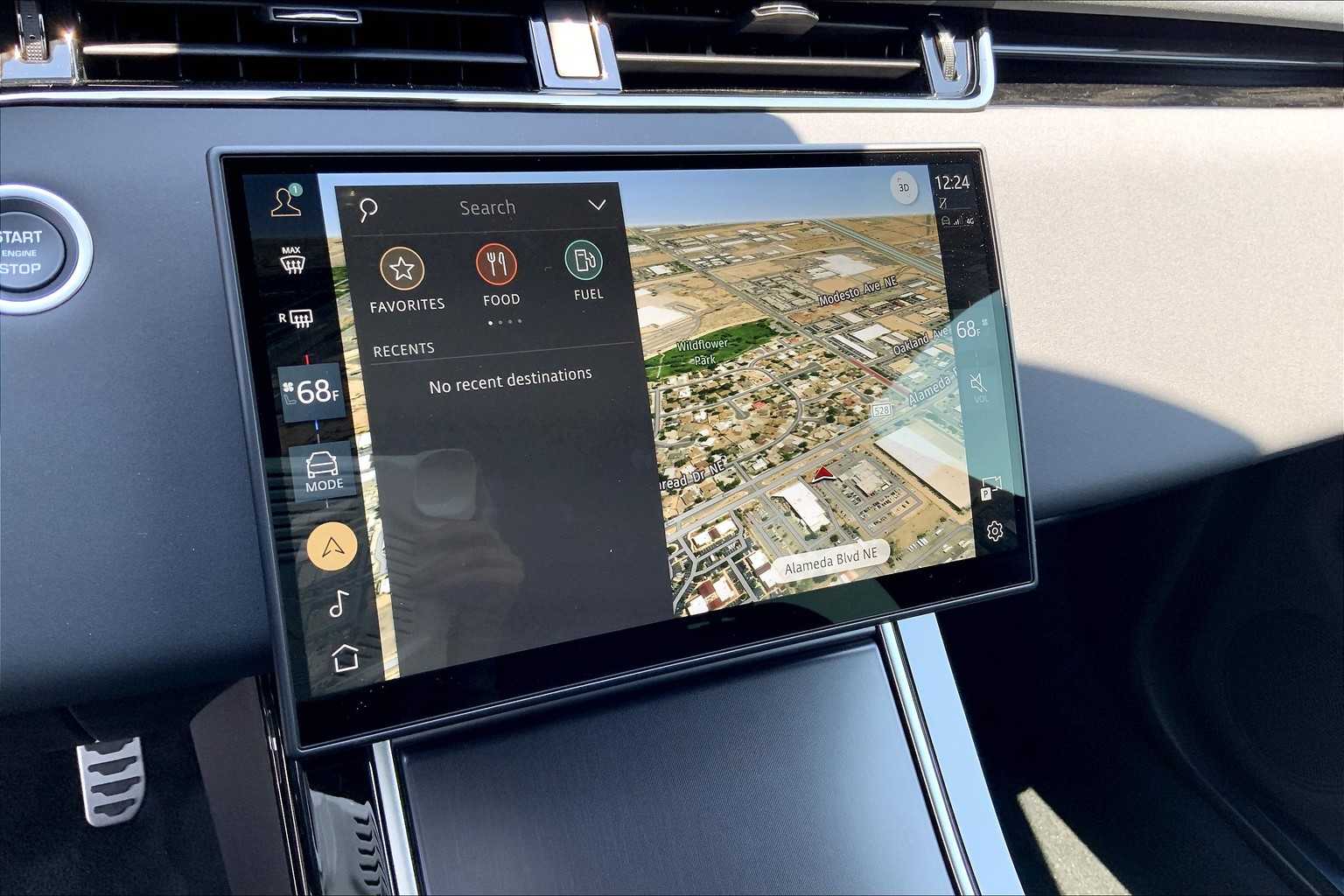 2026 Land Rover Range Rover Evoque Dynamic SE photo 14