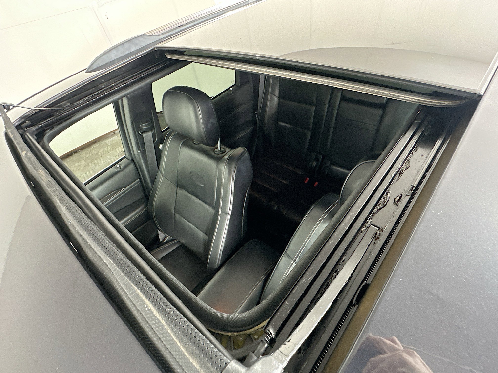 2015 Jeep Grand Cherokee Overland photo 19