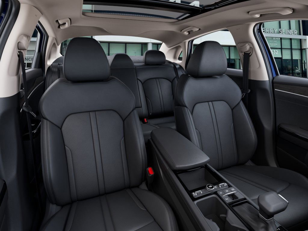 2025 Kia K5 EX photo 13