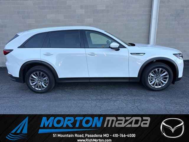 2025 Mazda CX-90 Preferred Package's photo