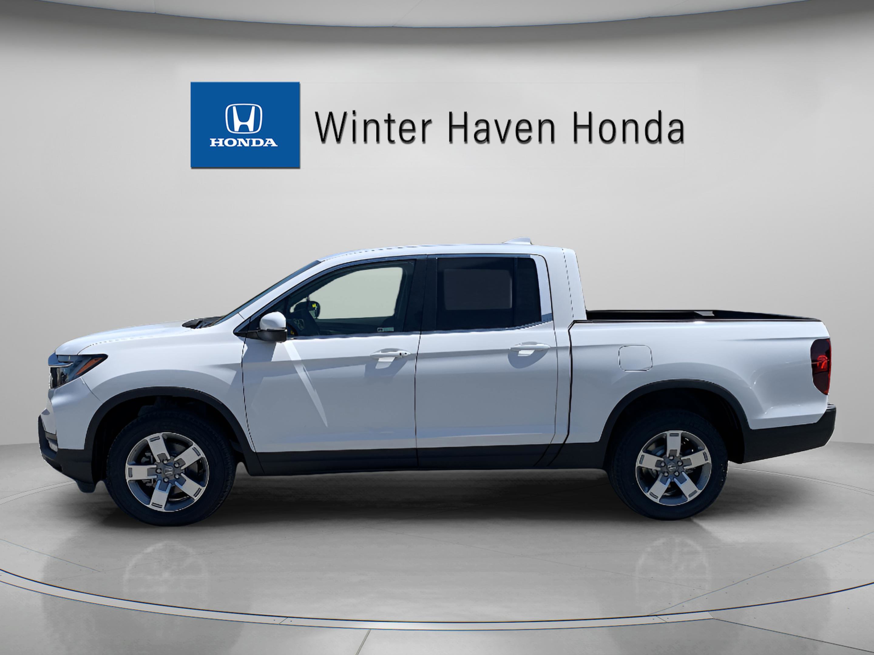 2025 Honda Ridgeline RTL photo 3