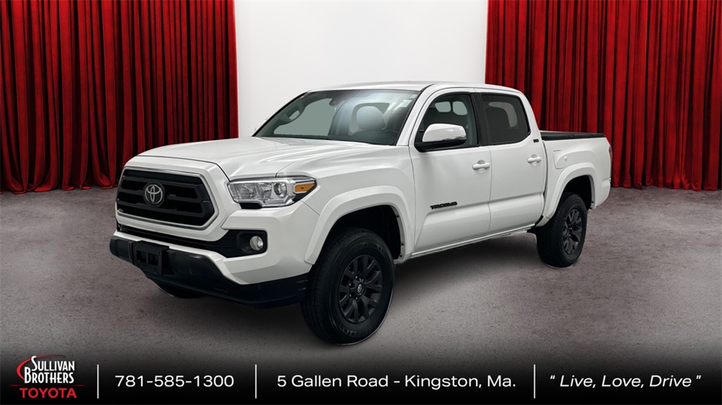 2023 Toyota Tacoma SR5's photo