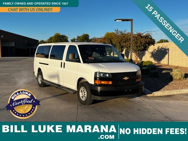 2023 Chevrolet Express Passenger LS's photo