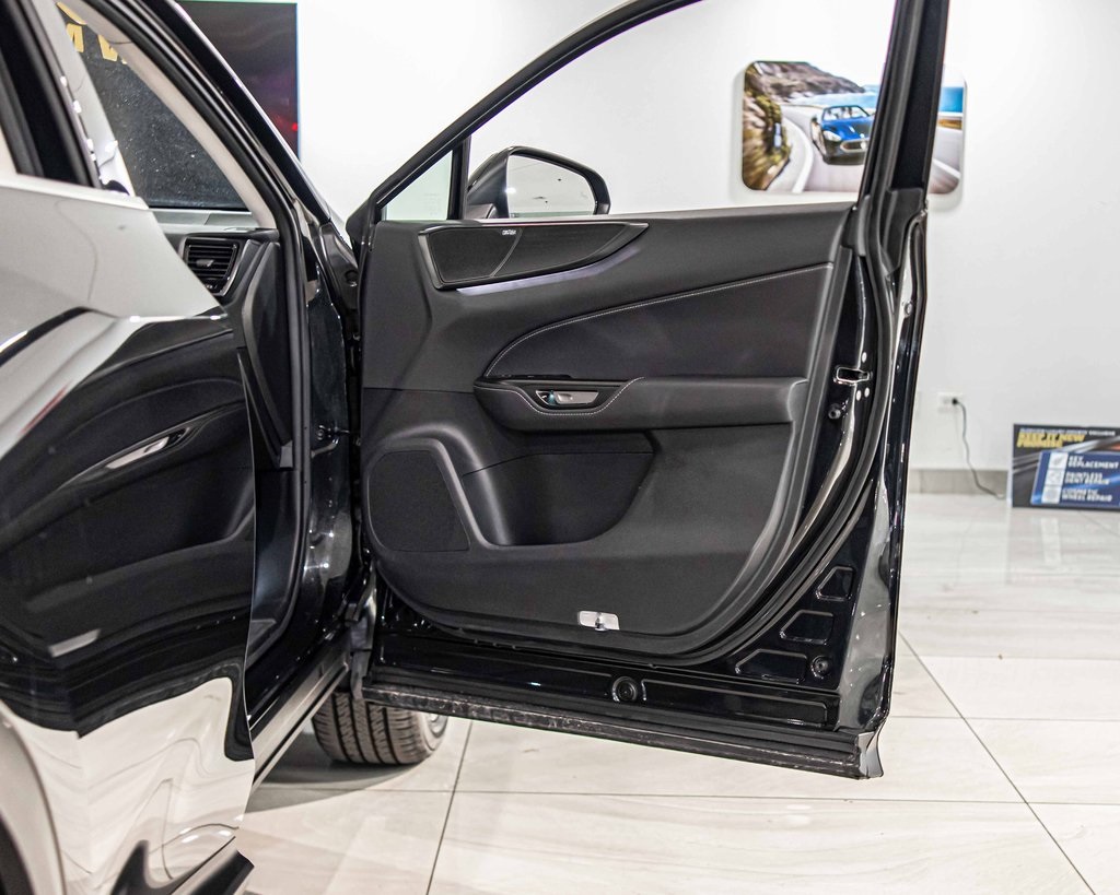 2025 LEXUS NX - Image 38