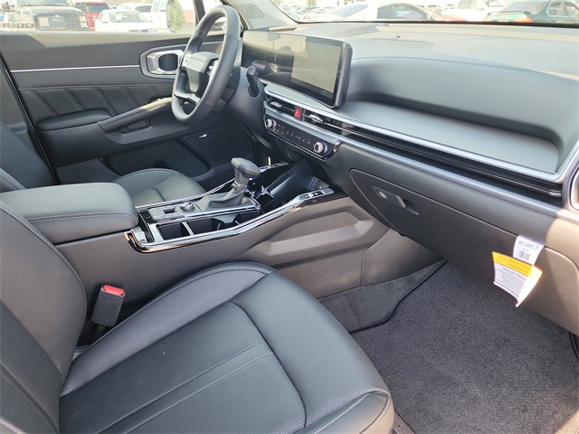 2026 Kia Sorento SX photo 13
