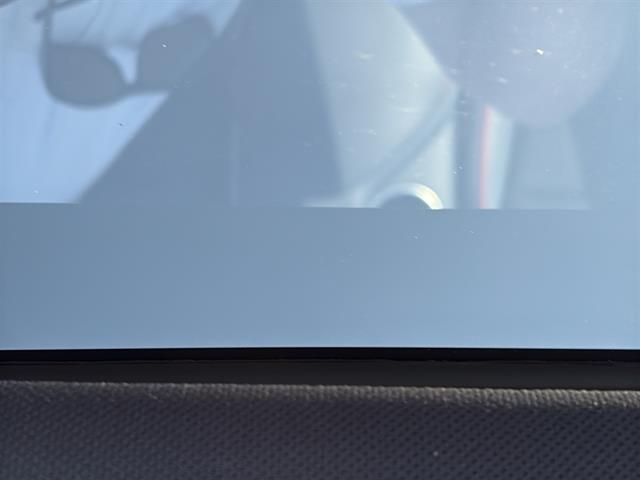 2025 Genesis GV70 2.5T Standard photo 28