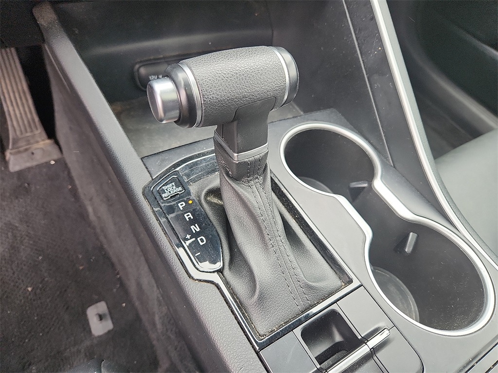 2023 Kia K5 GT-Line photo 15