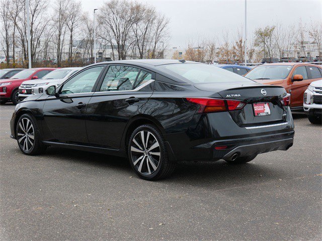 2019 Nissan Altima 2.5 SR photo 4