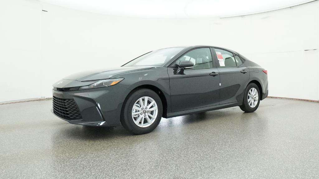 2026 Toyota Camry LE photo 3