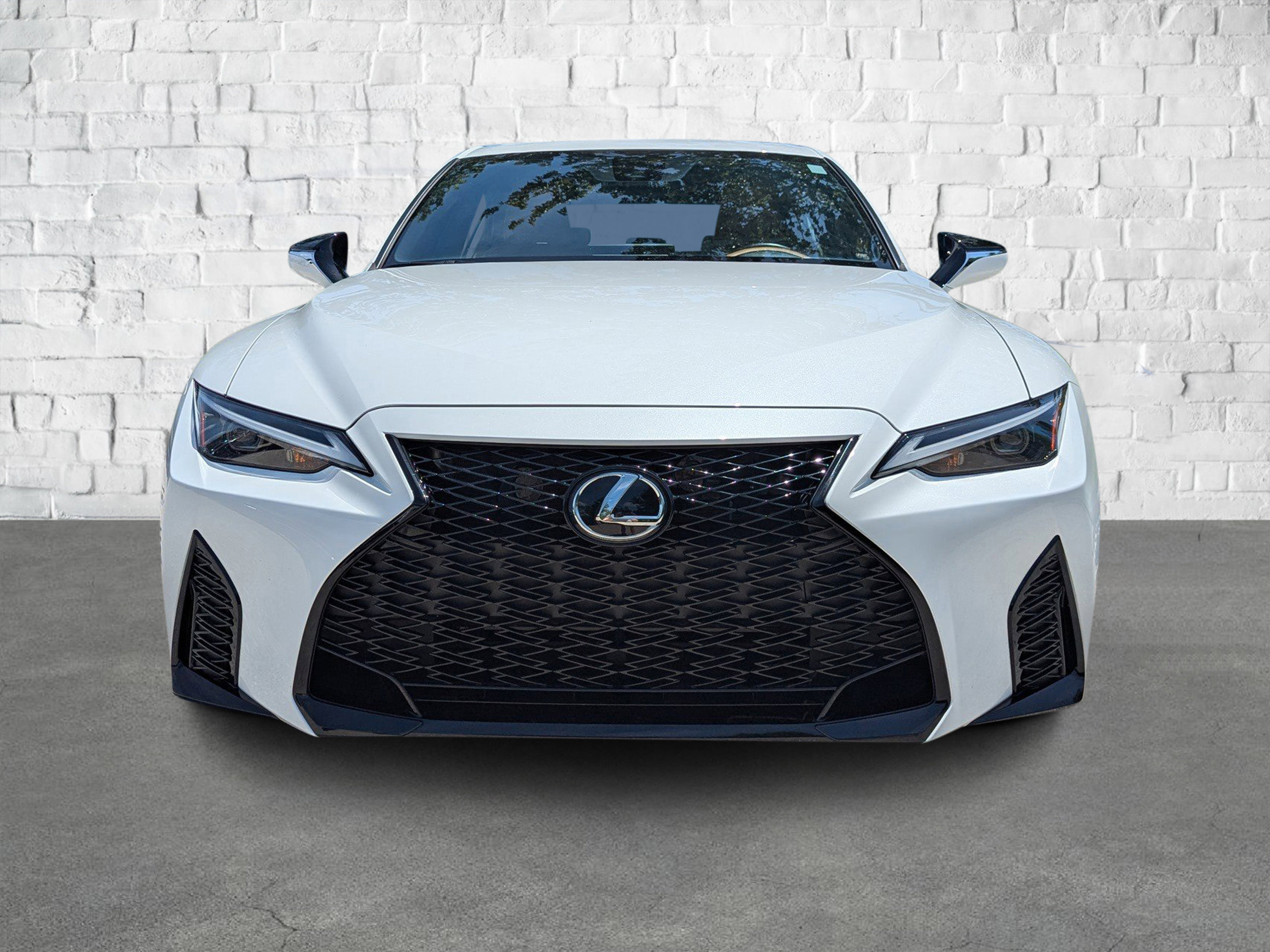 2025 Lexus IS F SPORT photo 2