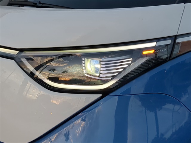 2025 Volkswagen ID. Buzz Pro Plus photo 7