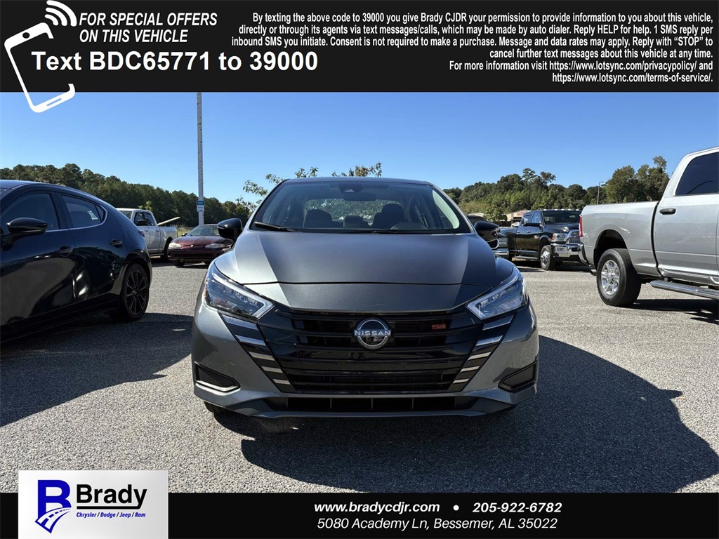 2025 Nissan Versa 1.6 SR photo 2