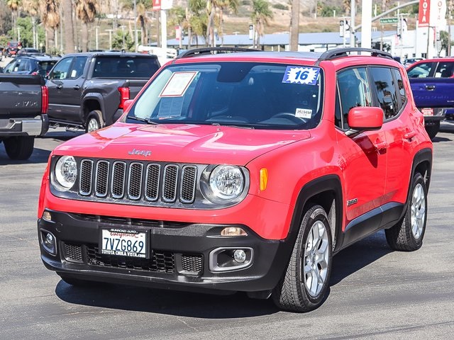 2016 Jeep Renegade Latitude photo 3