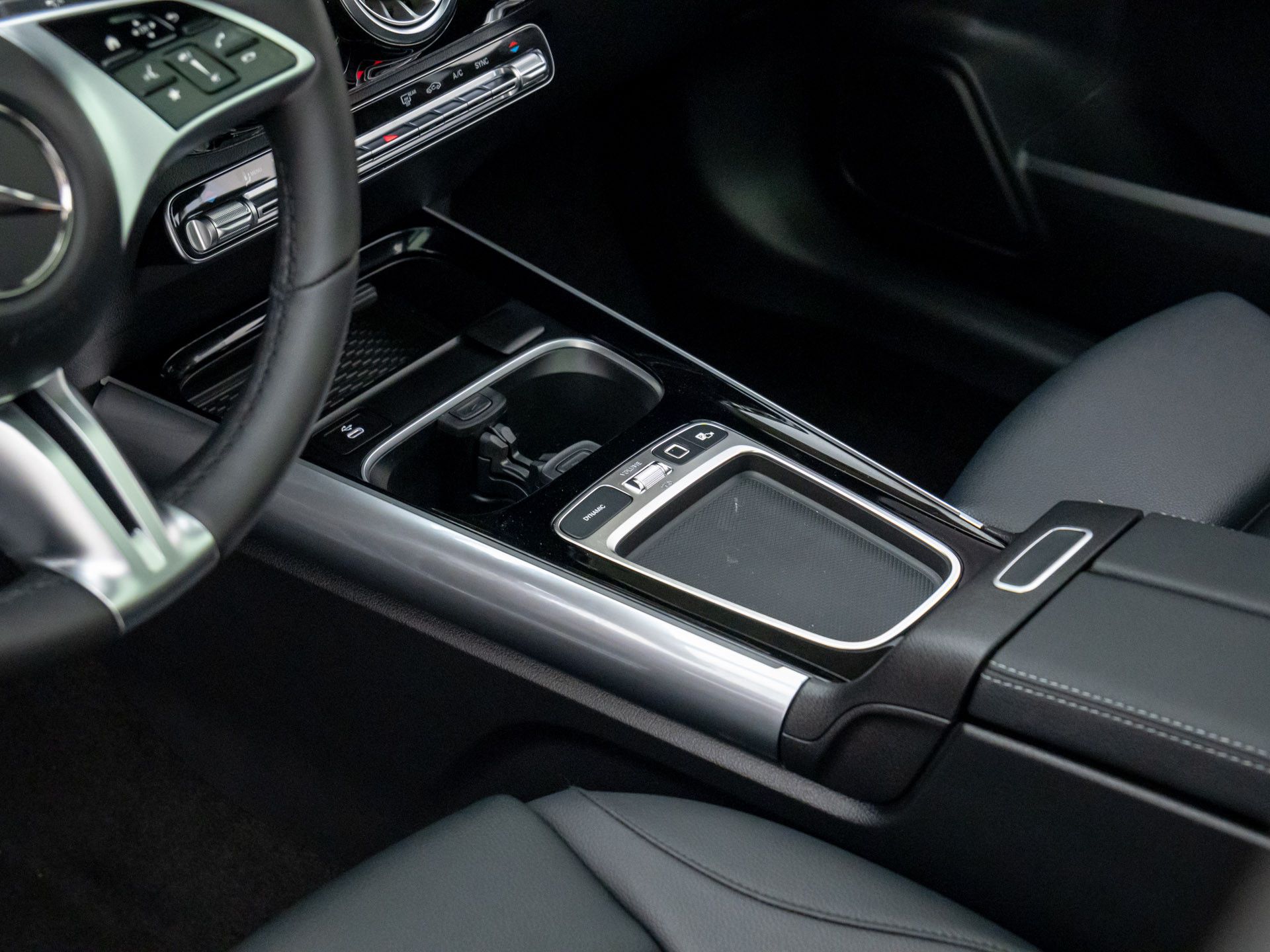 2026 Mercedes Benz GLA 250 4MATIC photo 11