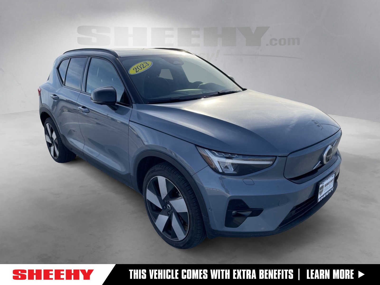 2023 Volvo XC40