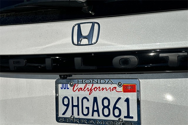 2023 Honda Pilot EX-L photo 2