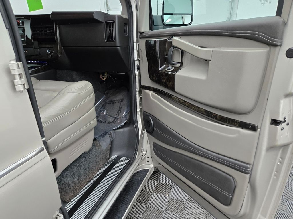 2023 Chevrolet Express photo 35