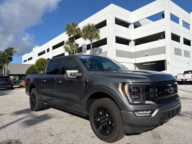 2023 Ford F-150 Platinum's photo