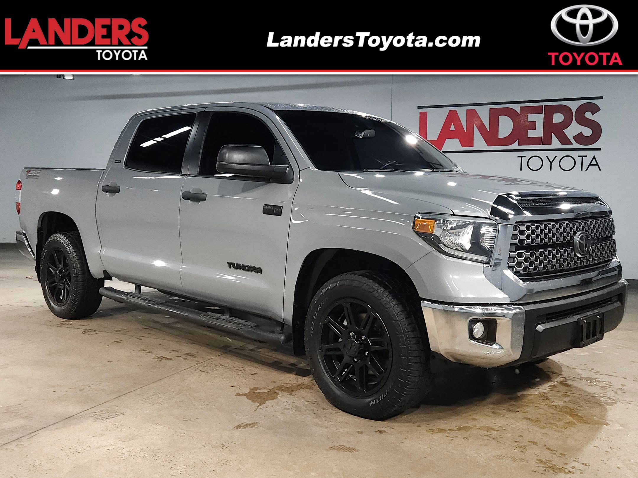 2020 Toyota Tundra SR5's photo