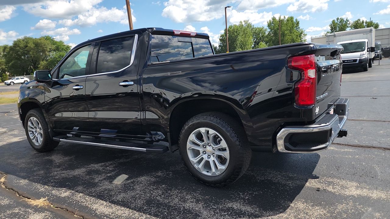 2023 Chevrolet Silverado 1500 LTZ photo 6