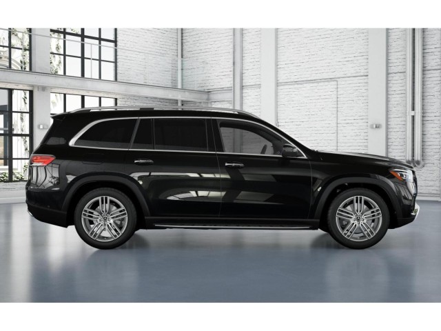 2025 Mercedes Benz GLS 450 4MATIC photo 2