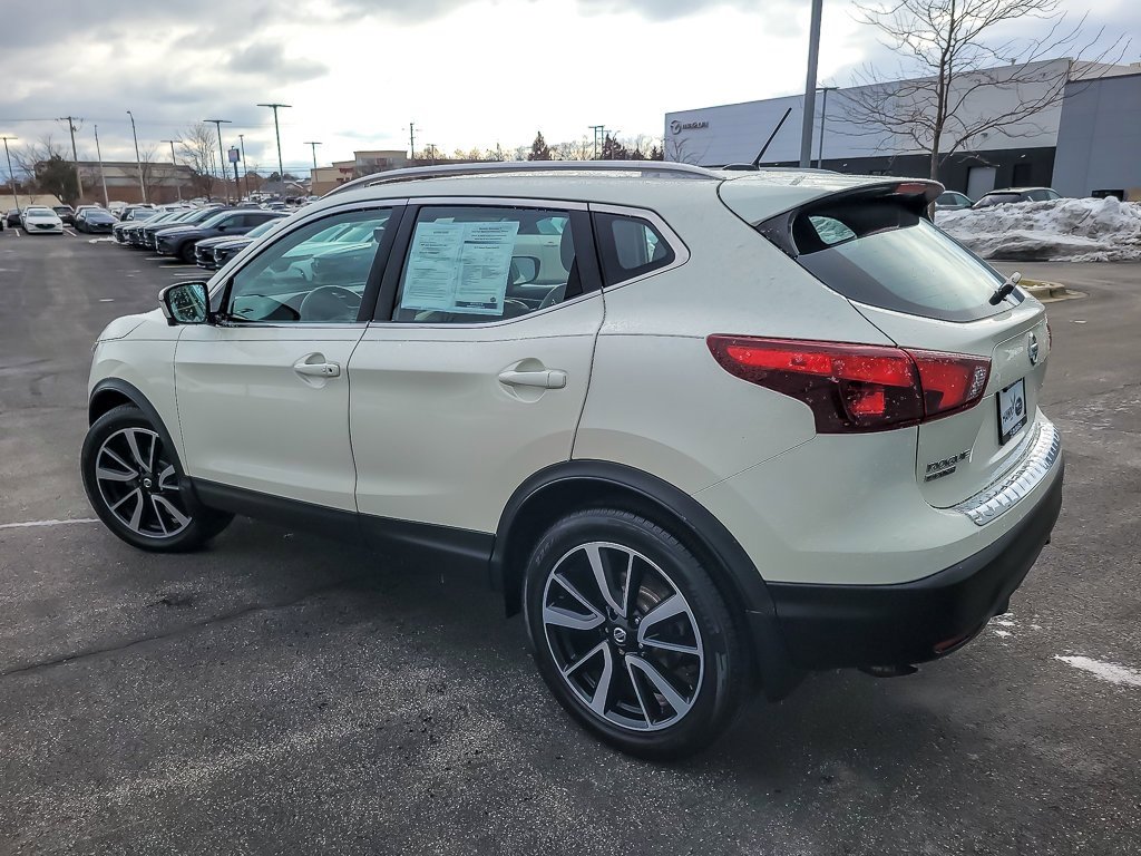 2017 NISSAN ROGUE SPORT - Image 6