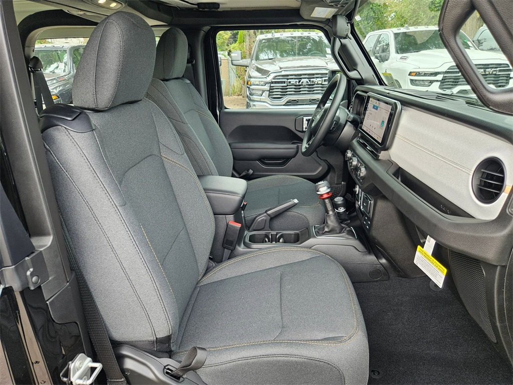 2025 Jeep Wrangler Sport photo 15