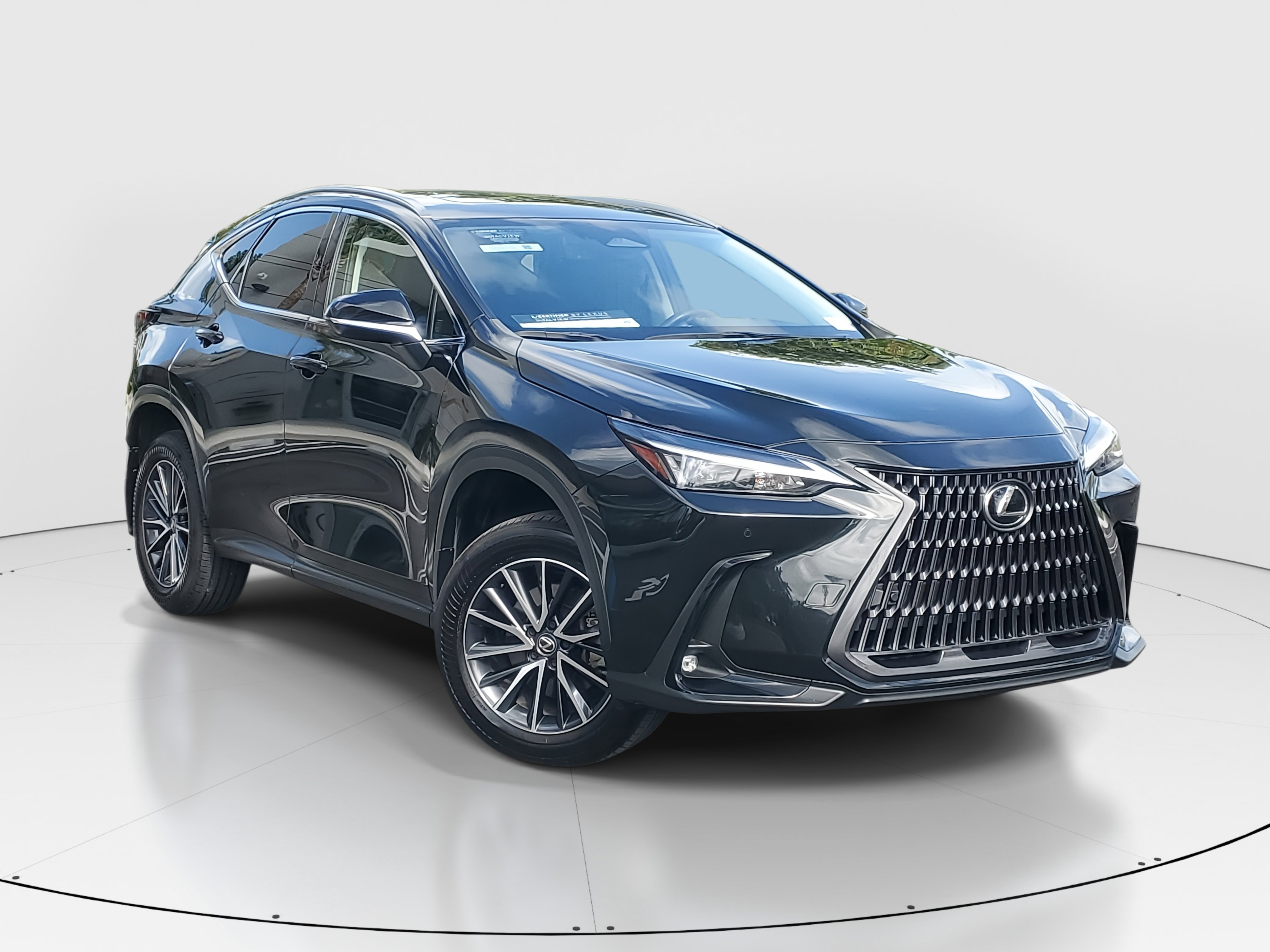 2024 Lexus NX 350 Premium photo 2