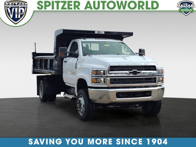2024 Chevrolet Silverado 4500 Medium Duty Chassis Cab Work Truck's photo